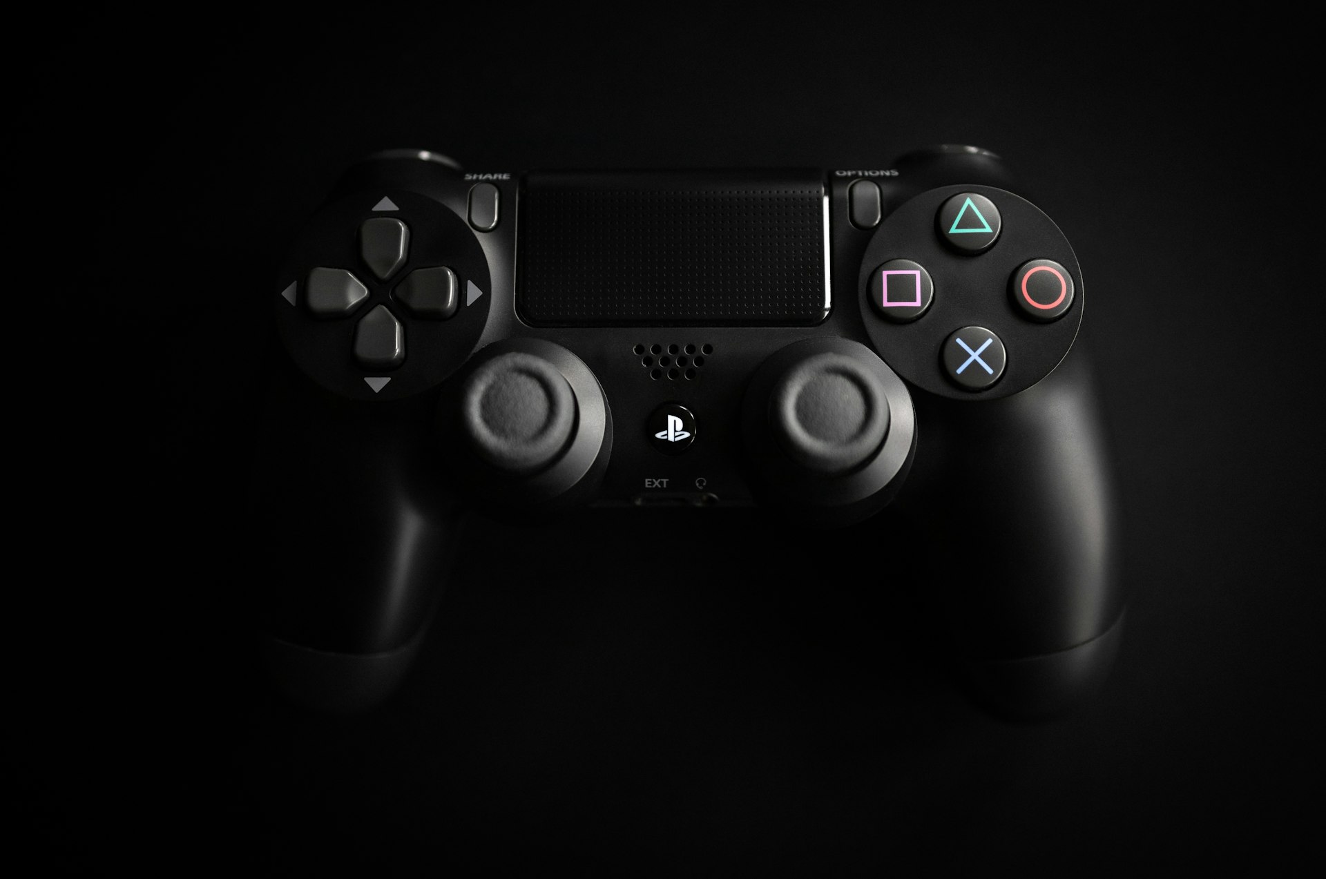 black sony ps 4 game controller